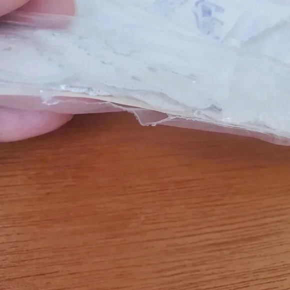 Linbro Pure Linen Tea Napkins 4 CT Hand Embroidered Scalloped Edge - Picture 8 of 11